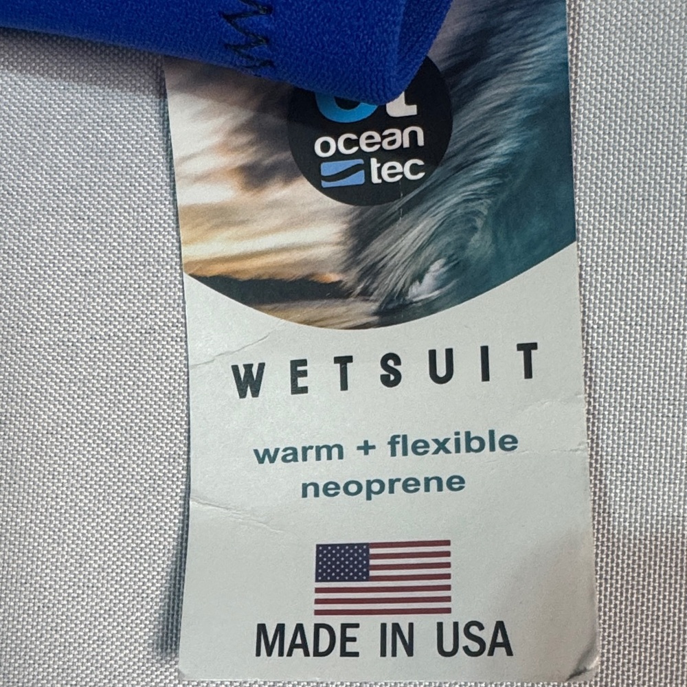 Kids Wetsuit/ Swimsuit - Black and Blue Bahamas Atlantis Dolphin Cay - Size 8 - Picture 5 of 8